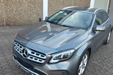 Mercedes-Benz GLA 200 178.000 km 13.999 &euro; Moers 47441