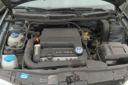 VW Golf 94.000 km 2.000 &euro; Leverkusen 51373