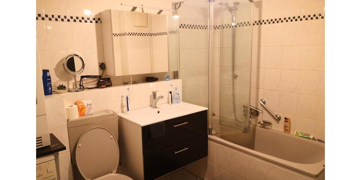Etagenwohnung Köln Nippes - 2.5 Zimmer, 74 m&sup2;, 385.000&euro; | Angebot:27519209