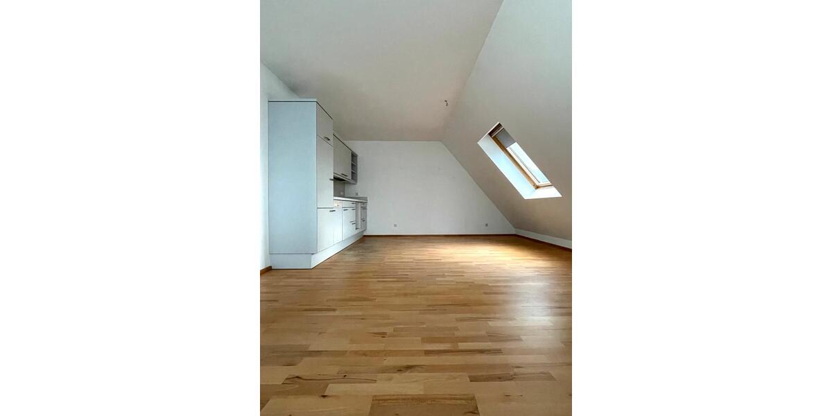 Dachgeschoßwohnung Korschenbroich - 1 Zimmer, 61 m&sup2;, 850&euro; | Angebot:27567554