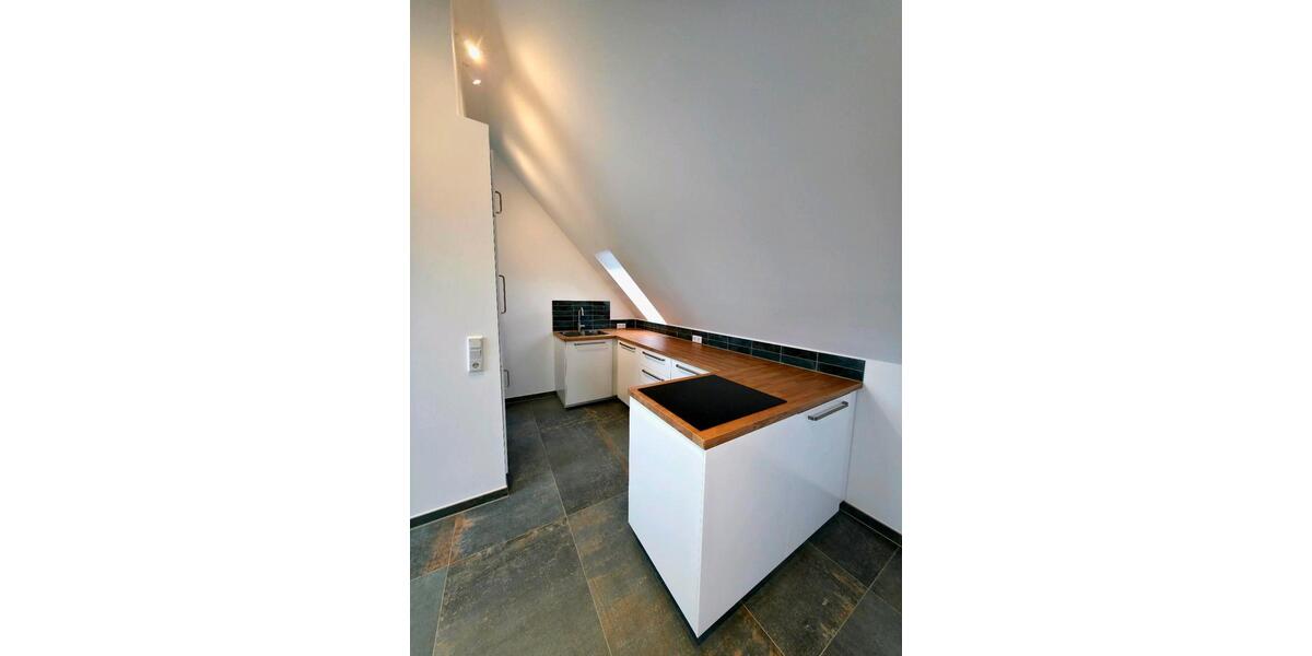 Dachgeschoßwohnung Kaarst - 1 Zimmer, 45 m&sup2;, 750&euro; | Angebot:27569842