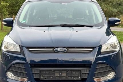 Ford Kuga 113.500 km 6.850 &euro; Neuss 41466