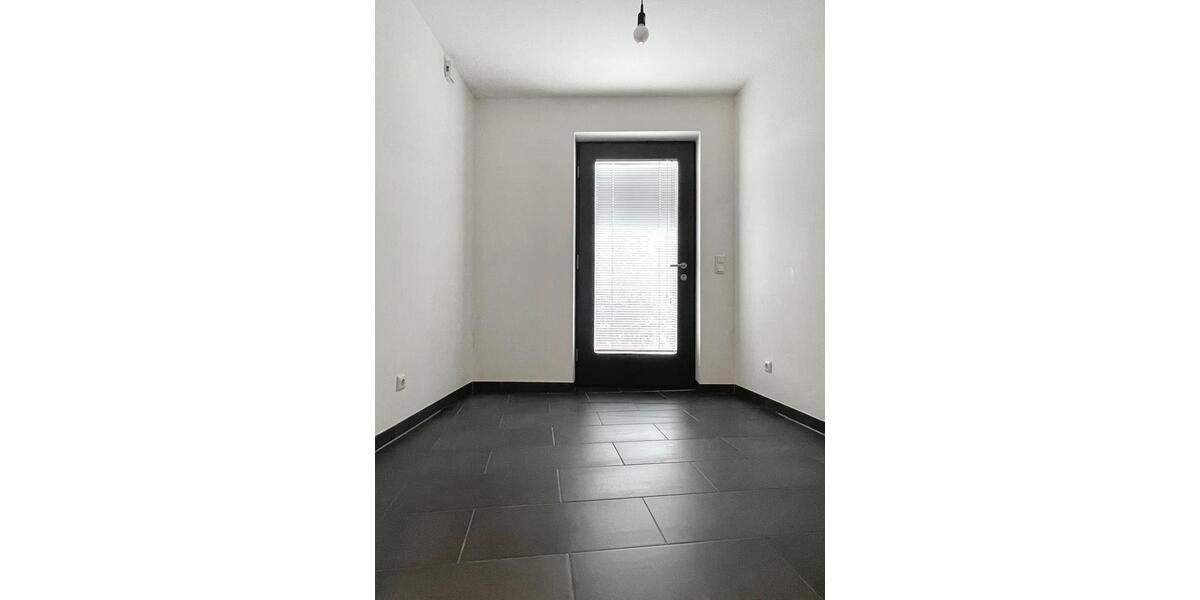Dachgeschoßwohnung Korschenbroich - 1 Zimmer, 61 m&sup2;, 850&euro; | Angebot:27567554