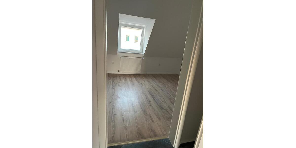 Etagenwohnung Mönchengladbach Nord - 2 Zimmer, 40 m&sup2;, 600&euro; | Angebot:27553977