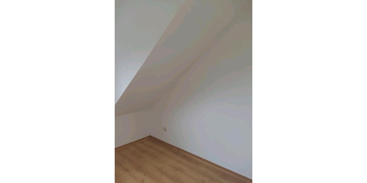 Dachgeschoßwohnung Mülheim an der Ruhr Broich - 2 Zimmer, 52 m&sup2;, 700&euro; | Angebot:27539265