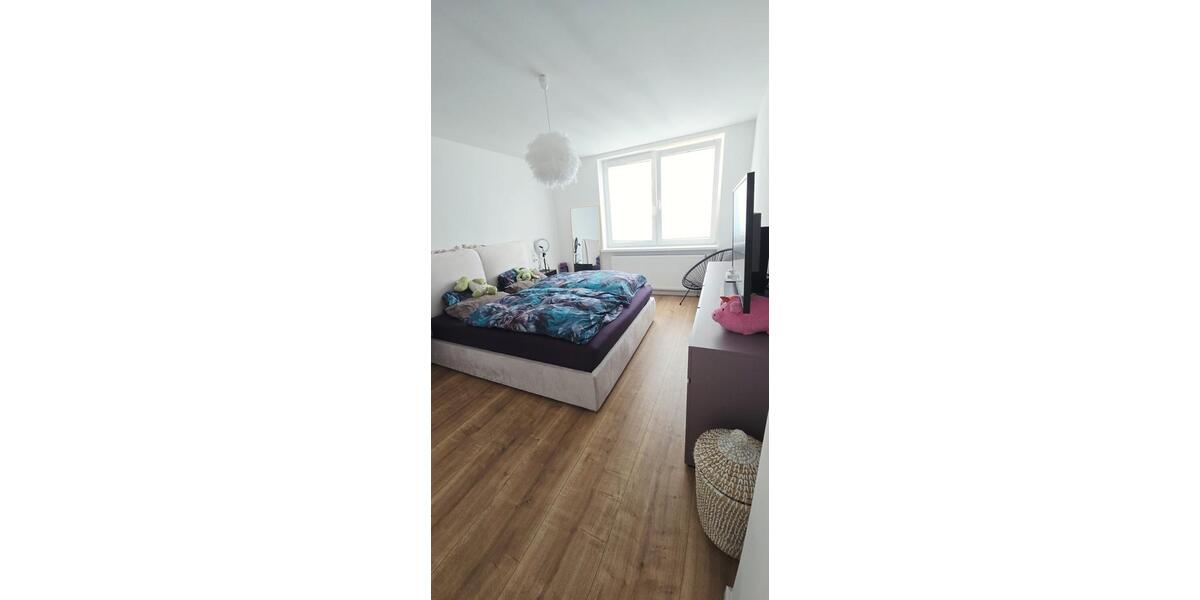 Dachgeschoßwohnung Düsseldorf Stadtbezirk 3 - 3 Zimmer, 63 m&sup2;, 1.690&euro; | Angebot:27545612