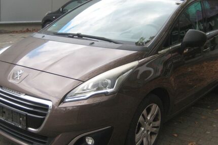 Peugeot 5008 184.900 km 4.800 &euro; Krefeld 47800
