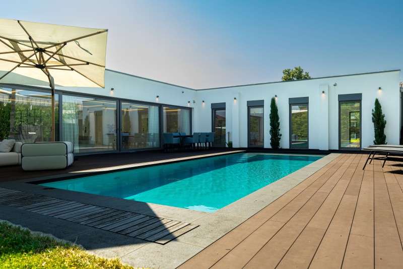 Einfamilienhaus Meerbusch - 5 Zimmer, 325 m&sup2;, 2.750.000&euro; | Angebot:27399583