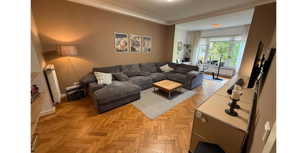 Etagenwohnung Neuss Furth-Mitte - 5 Zimmer, 162 m&sup2;, 2.100&euro; | Angebot:27549167