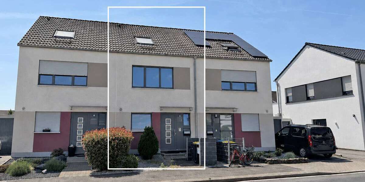 Einfamilienhaus Moers Hochstraß - 4 Zimmer, 110 m&sup2;, 425.000&euro; | Angebot:27029032
