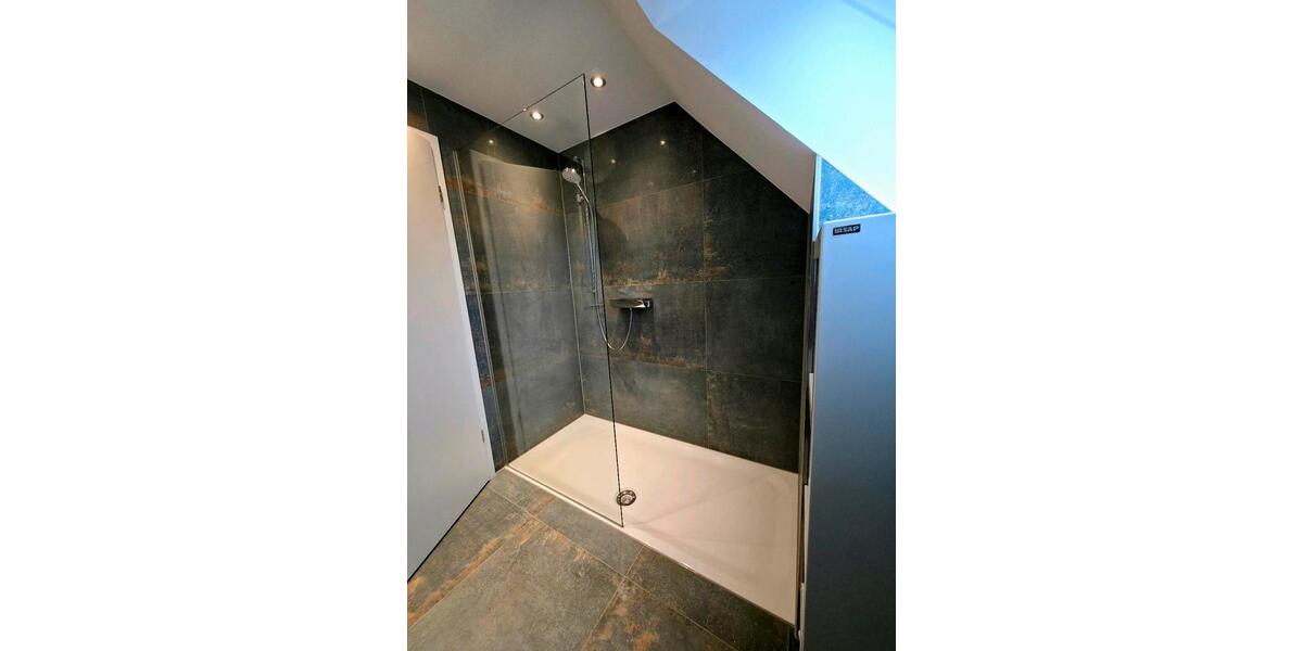 Dachgeschoßwohnung Kaarst - 1 Zimmer, 45 m&sup2;, 750&euro; | Angebot:27547044