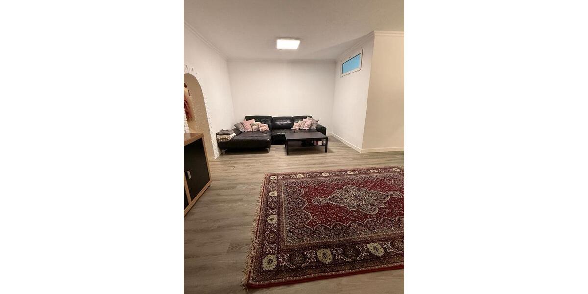 Etagenwohnung Krefeld Cracau - 3 Zimmer, 110 m&sup2;, 315.000&euro; | Angebot:26096565