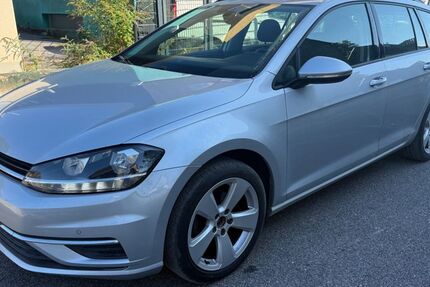 VW Golf 122.695 km 11.888 &euro; Krefeld 47809