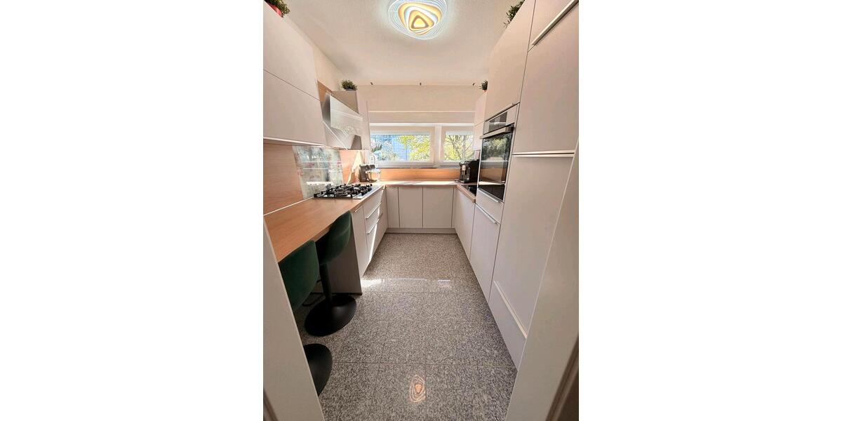 Etagenwohnung Düsseldorf Stadtbezirk 9 - 4 Zimmer, 99 m&sup2;, 385.000&euro; | Angebot:27458661