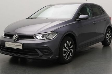 VW Polo 24.366 km 15.980 &euro; Leverkusen 51379