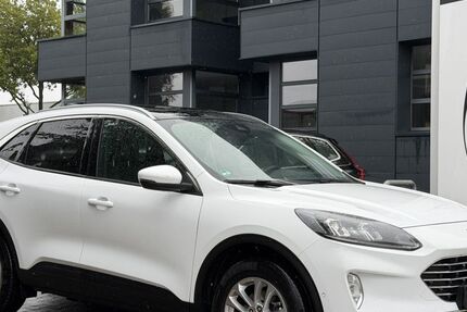 Ford Kuga 102.933 km 17.750 &euro; Krefeld 47805