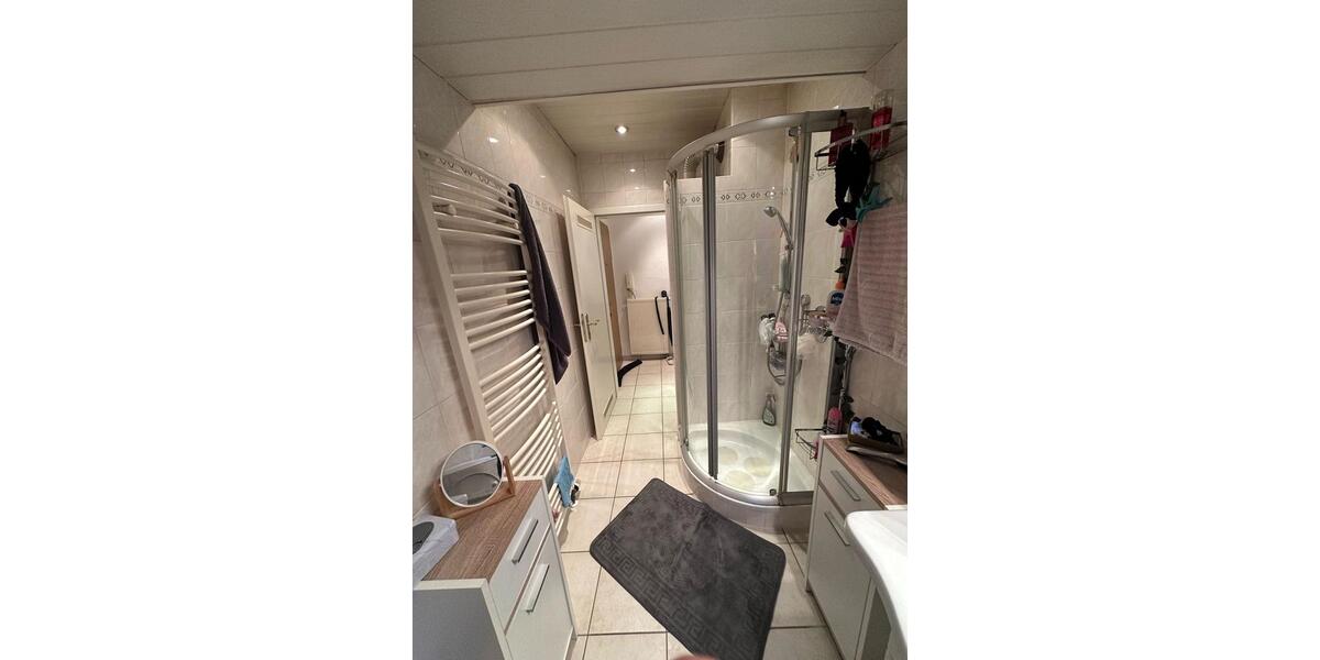 Etagenwohnung Solingen Mitte - 2 Zimmer, 58 m&sup2;, 136.000&euro; | Angebot:27514303