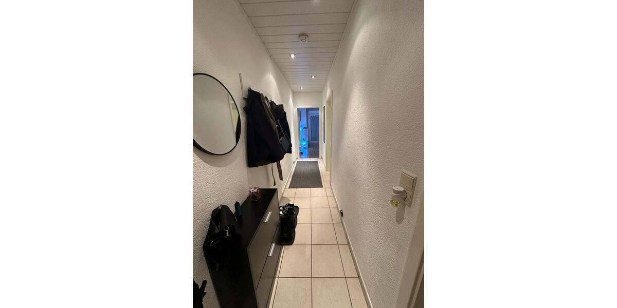 Etagenwohnung Solingen Mitte - 2 Zimmer, 58 m&sup2;, 136.000&euro; | Angebot:27514303
