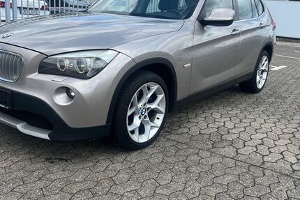 BMW X1 260.033 km 4.996 &euro; DÜSSELDORF 40627