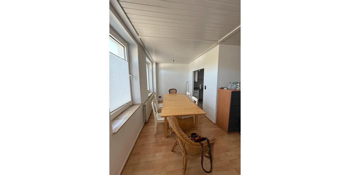 Etagenwohnung Krefeld Benrad - 2 Zimmer, 65 m&sup2;, 700&euro; | Angebot:27539328