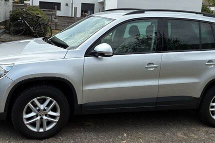 VW Tiguan 149.767 km 5.900 &euro; Neukirchen-Vluyn 47506