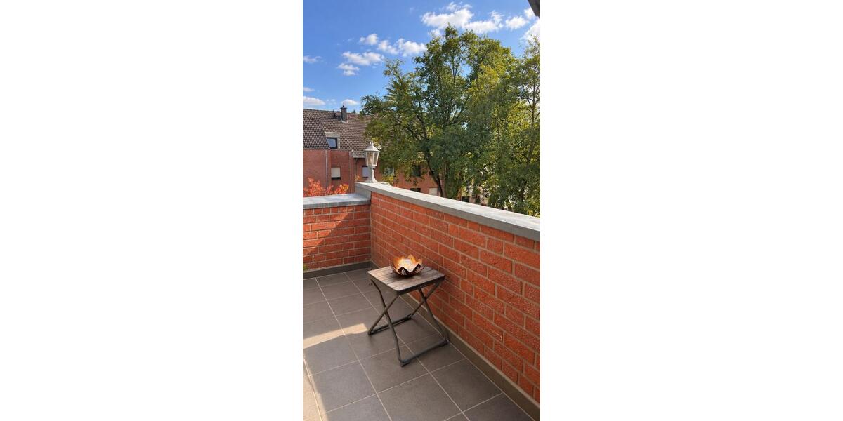 Dachgeschoßwohnung Mönchengladbach Nord - 3 Zimmer, 98 m&sup2;, 269.000&euro; | Angebot:27496405