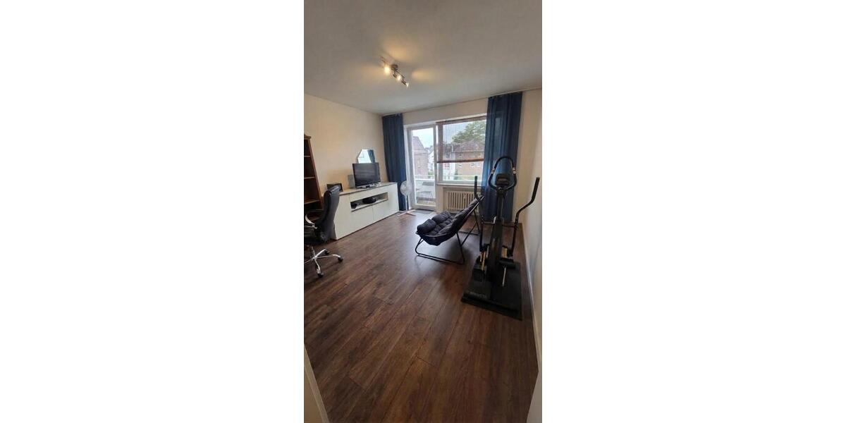 Etagenwohnung Krefeld Cracau - 3 Zimmer, 100 m&sup2;, 1.000&euro; | Angebot:27547013