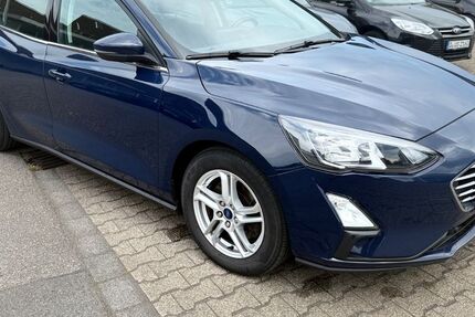 Ford Focus 164.400 km 6.980 &euro; Düsseldorf 40549
