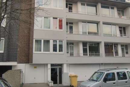 Haus Düsseldorf Eller - 40 Zimmer, 1.157 m&sup2;, 3.420.000&euro; | Angebot:27229389