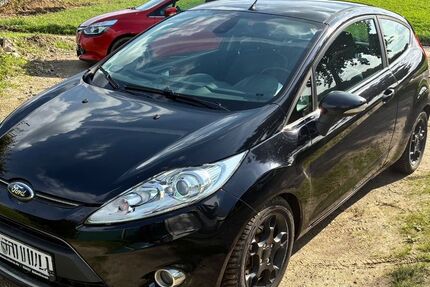 Ford Fiesta 273.000 km 2.222 &euro; Mönchengladbach 41179