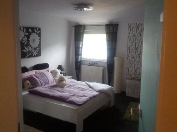 Dachgeschoßwohnung Neukirchen-Vluyn Vluyn - 3 Zimmer, 95 m&sup2;, 1.050&euro; | Angebot:27543143