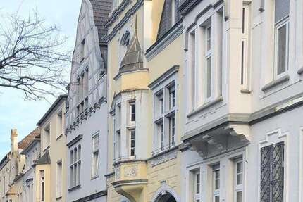 Haus Mönchengladbach Nord - 12 Zimmer, 400 m&sup2;, 750.000&euro; | Angebot:27512403