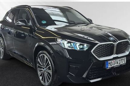 BMW iX2 6.000 km 53.790 &euro; Moers 47441