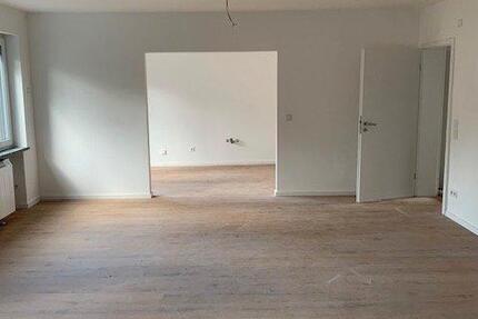 Wohnung Neuss Augustinusviertel - 3 Zimmer, 92 m&sup2;, 1.200&euro; | Angebot:27565901