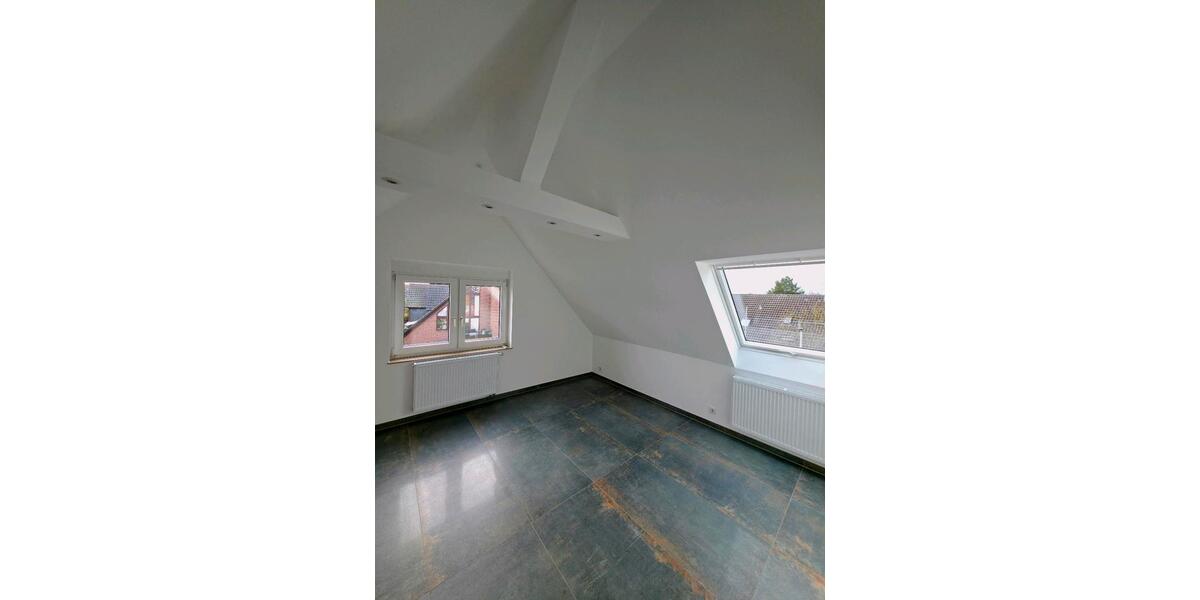 Dachgeschoßwohnung Kaarst - 1 Zimmer, 45 m&sup2;, 750&euro; | Angebot:27569842