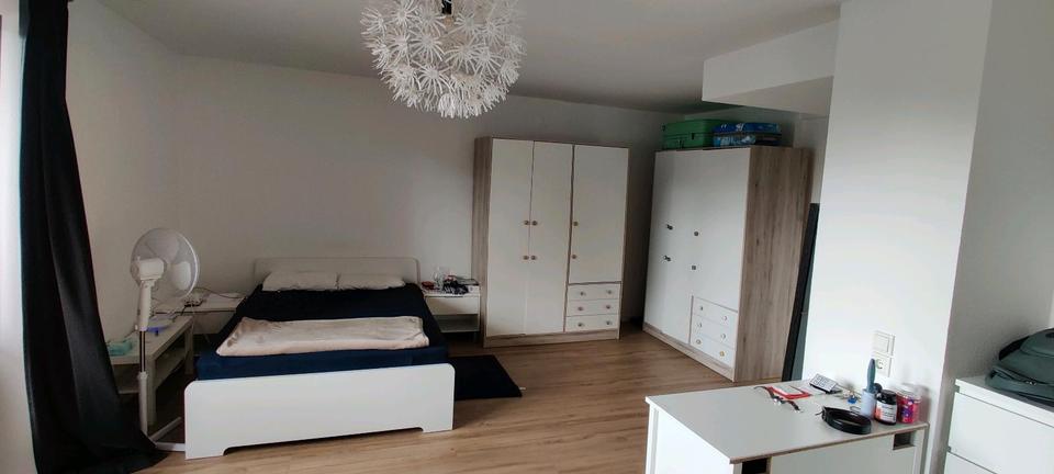 Etagenwohnung Düsseldorf Stadtbezirk 9 - 1.5 Zimmer, 60 m&sup2;, 970&euro; | Angebot:27544174