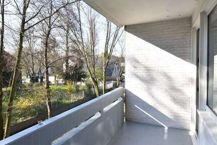 Wohnung Duisburg Hamborn - 3 Zimmer, 81 m&sup2;, 745&euro; | Angebot:25883772