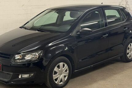 VW Polo 83.680 km 5.400 &euro; Düsseldorf 40468