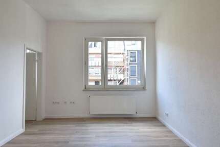 Wohnung Düsseldorf Stadtmitte - 2 Zimmer, 50 m&sup2;, 800&euro; | Angebot:27076052