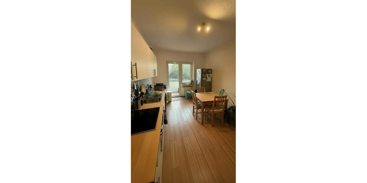 Etagenwohnung Düsseldorf Oberbilk - 2 Zimmer, 59 m&sup2;, 985&euro; | Angebot:27547929