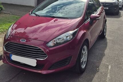 Ford Fiesta 121.898 km 4.600 &euro; Düsseldorf 40470
