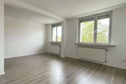 Wohnung Krefeld / Linn Linn - 2 Zimmer, 51 m&sup2;, 600&euro; | Angebot:27545631