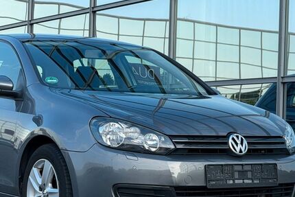 VW Golf 141.557 km 6.490 &euro; Mönchengladbach 41068
