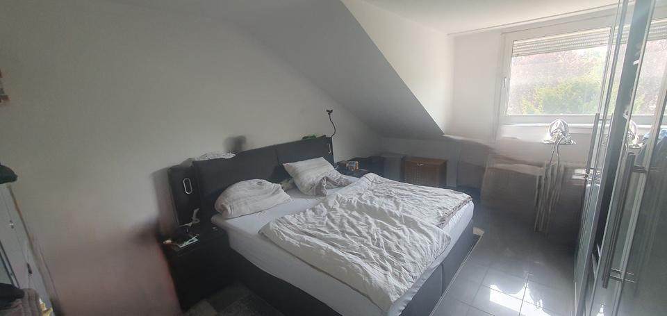 Dachgeschoßwohnung Duisburg Essenberg - 3 Zimmer, 76 m&sup2;, 620&euro; | Angebot:27541031