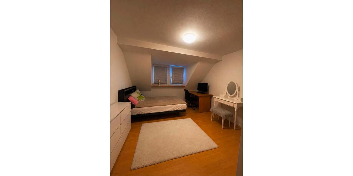 Dachgeschoßwohnung Erkelenz - 3 Zimmer, 68 m&sup2;, 720&euro; | Angebot:27542005