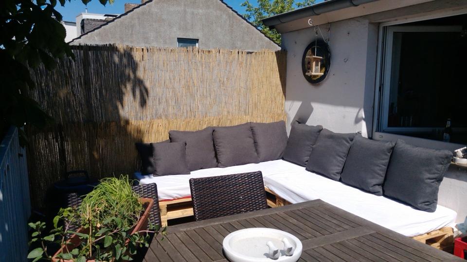 Dachgeschoßwohnung Duisburg - 2.5 Zimmer, 86 m&sup2;, 750&euro; | Angebot:27556814