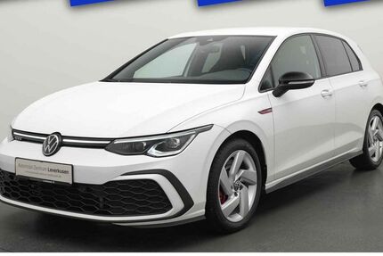VW Golf 28.582 km 30.480 &euro; Leverkusen 51379