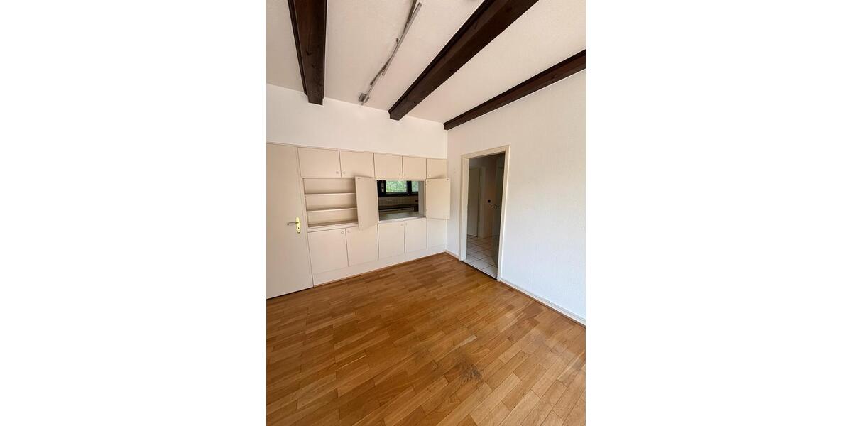 Bungalow Mönchengladbach West - 6 Zimmer, 320 m&sup2;, 625.000&euro; | Angebot:27444024