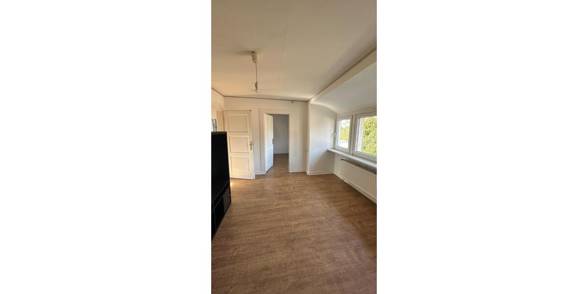 Dachgeschoßwohnung Neuss - 2 Zimmer, 50 m&sup2;, 520&euro; | Angebot:27549115
