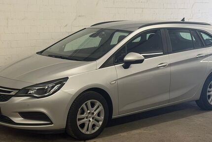 Opel Astra 59.239 km 10.900 &euro; Düsseldorf 40468
